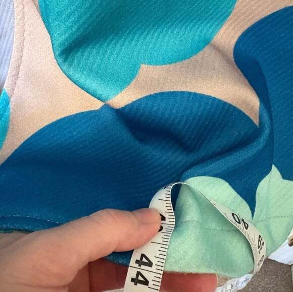 Davi & Dani Bold Retro Floral Print Jacket - Picture 5 of 7